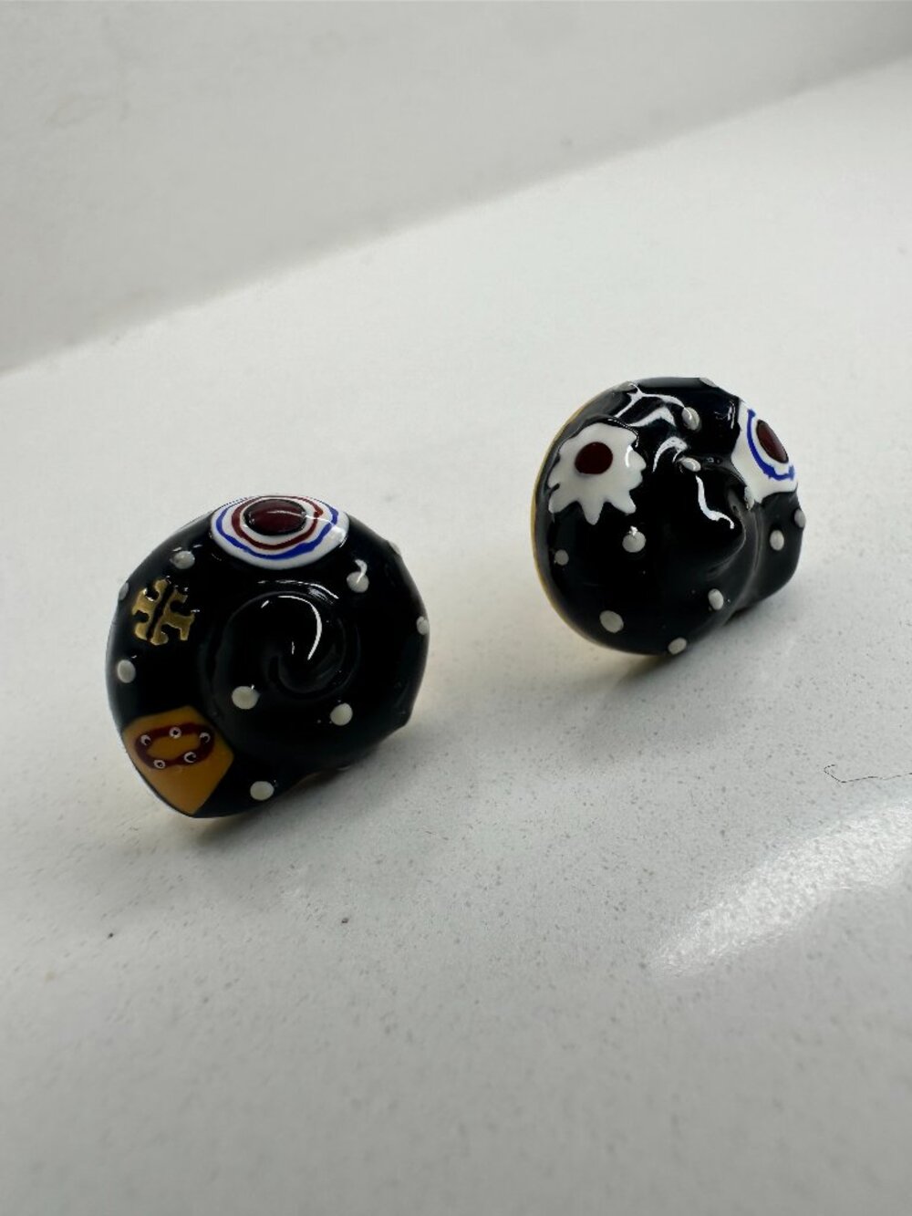 Tory Burch Black Printed Shell Stud Earrings - Picture 3 of 5
